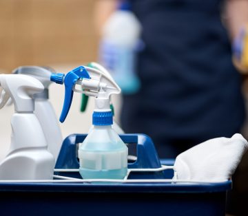 Reinigung & Pflege – KHO Dienstleistungen Professionelle Reinigungsmittel und Desinfektionsmittel für Gebäudereinigung und Pflege